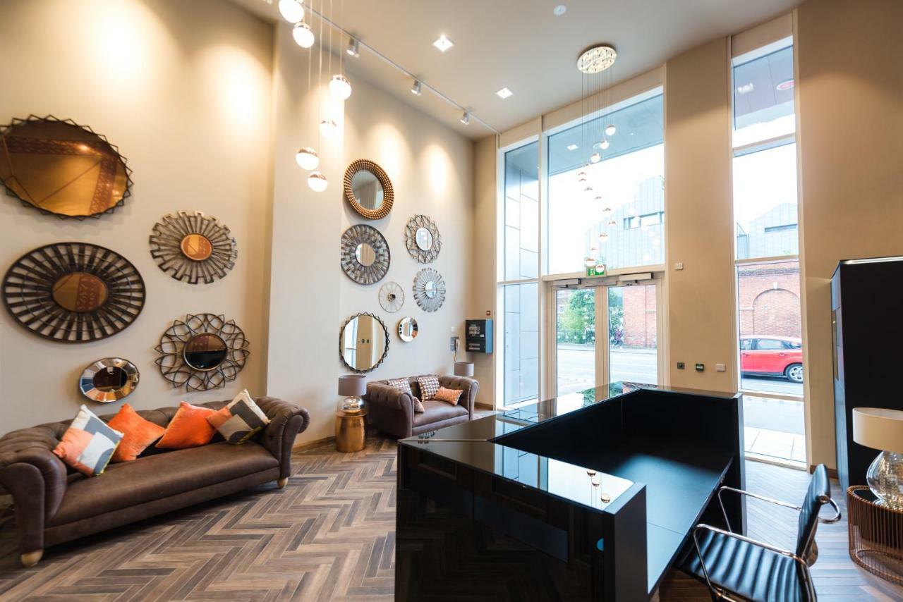 5 Star Brand New Centre Appartement Belfast